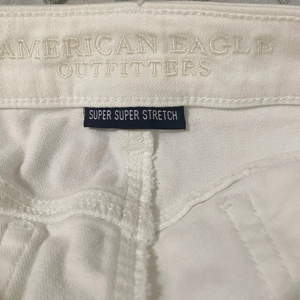 American eagle white denim shorts
